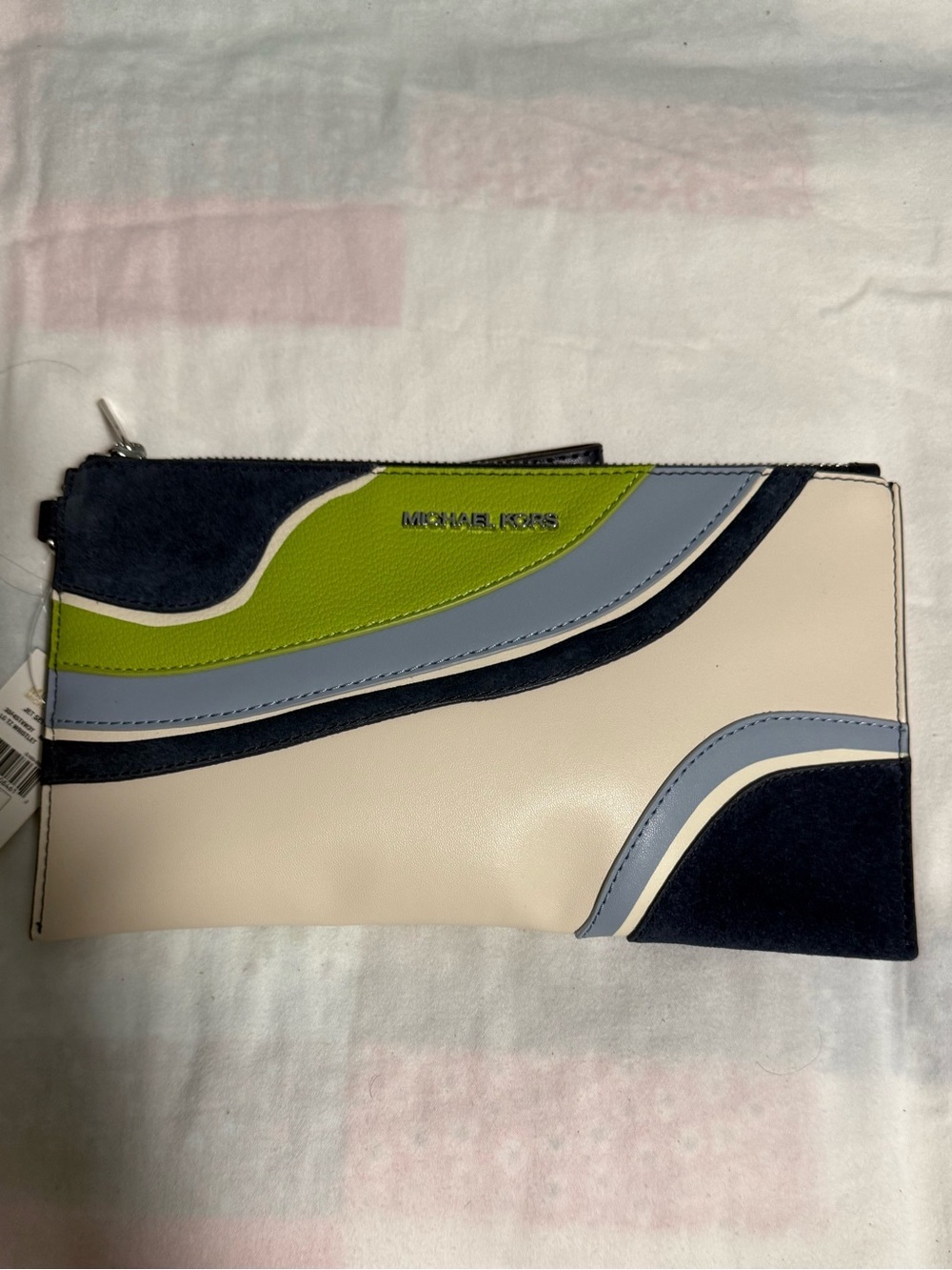 Michael by Michael Kors NWT Jet Set Navy Multi large wristlet/clutch!